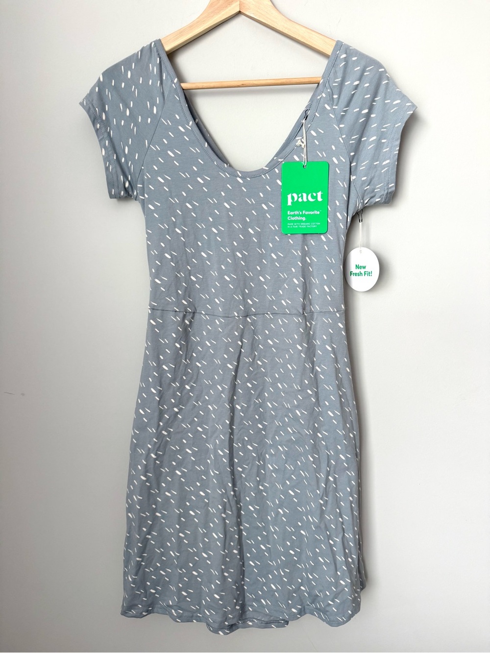 NWT Pact Women's Gray Feathered Scoop Fit and Flare Cross Back Jersey Dress